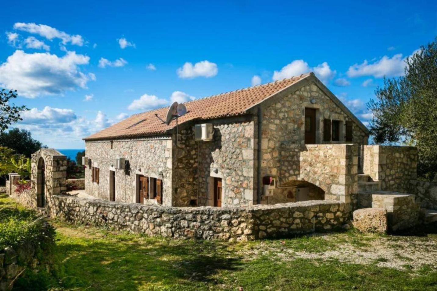 Villa 1841 Petrino *